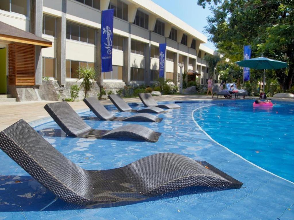 Matabungkay Beach Hotel Batangas City Kültér fotó
